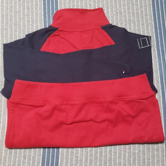 Tommy Hilfiger pullover sweatshirt with side pockets - Picture 4 of 7